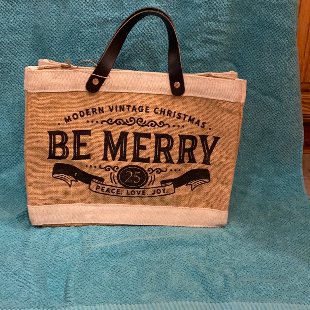 Beautiful farmers market tote/Holiday